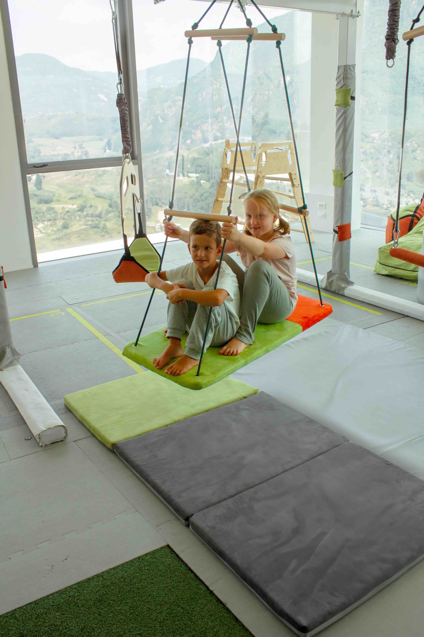 Elongated Platform Swing