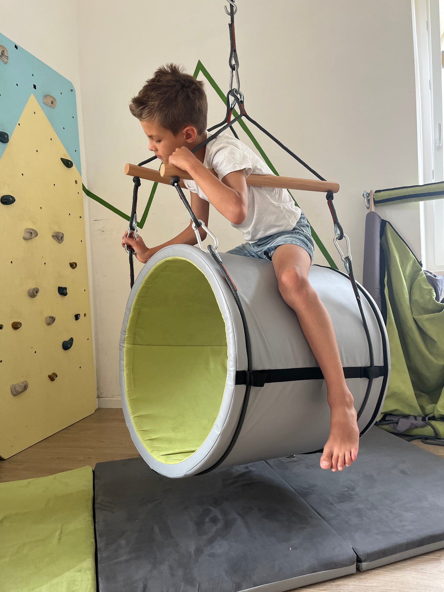 Beam swing
