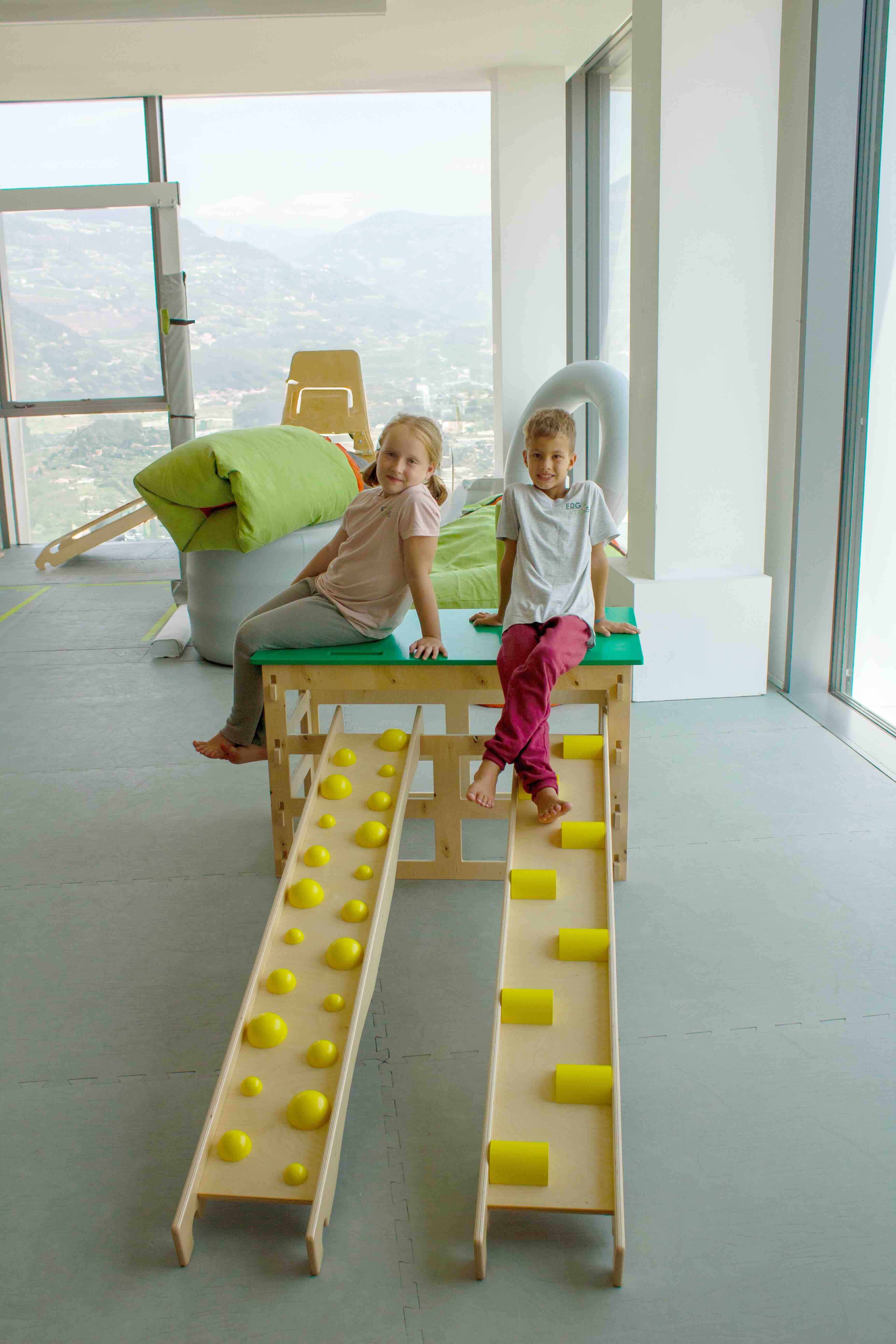 Ramp with Semi-cylinders – ERGOTooLS